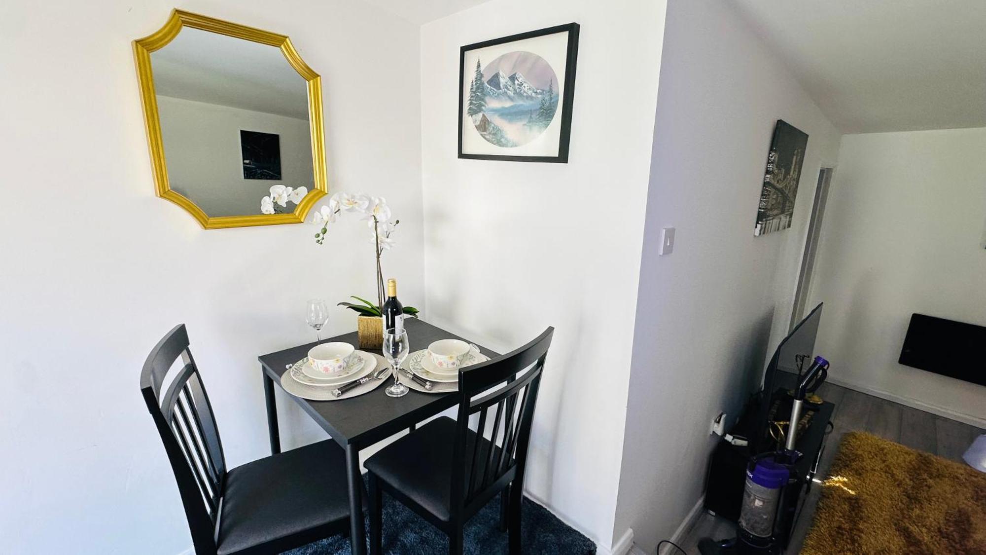 Cosy And Comfy Gazde/Camere de închiriat Londra